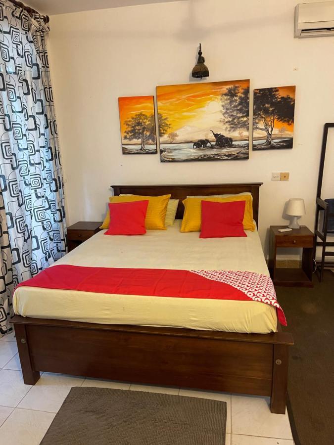 Oyo 459 Barasti Beach Resort Kalutara Kültér fotó