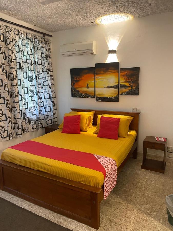 Oyo 459 Barasti Beach Resort Kalutara Kültér fotó