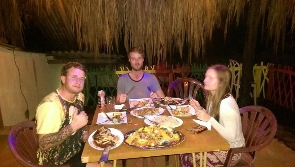 Oyo 459 Barasti Beach Resort Kalutara Kültér fotó